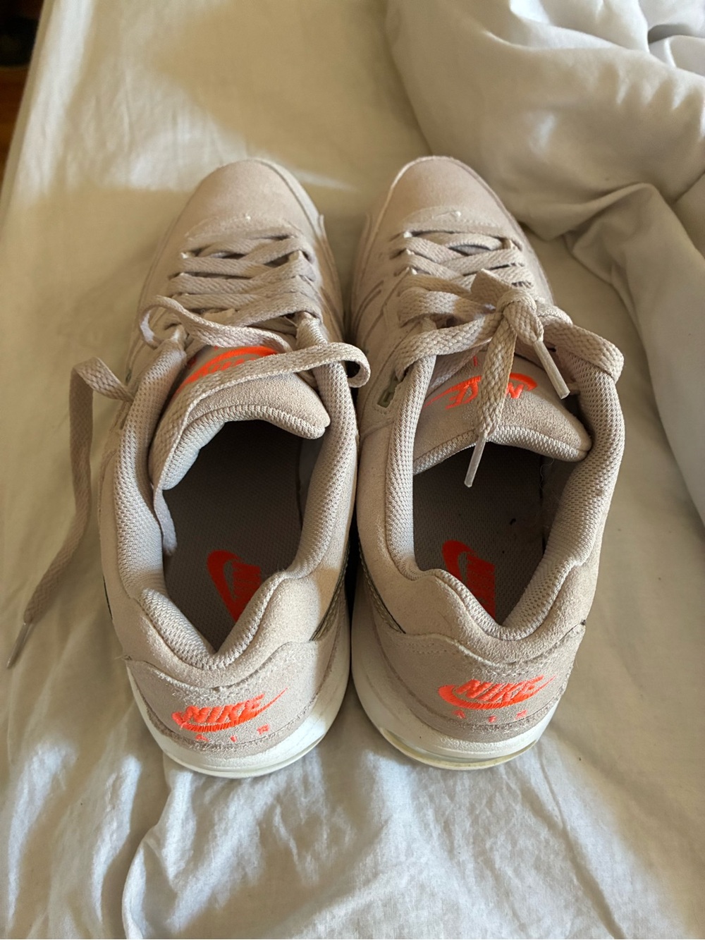 Nike Women's Air Max - Picture 4 of 11
